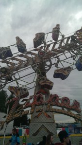 The spinning cages of the Zipper